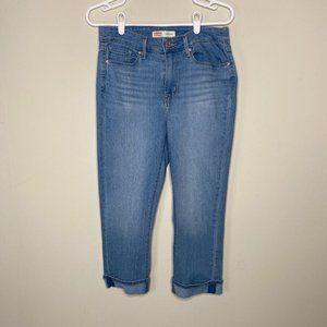 Levi's Signature Mid Rise Capri Denim Jeans Women's 6 W28 Blue Light Wash Casual